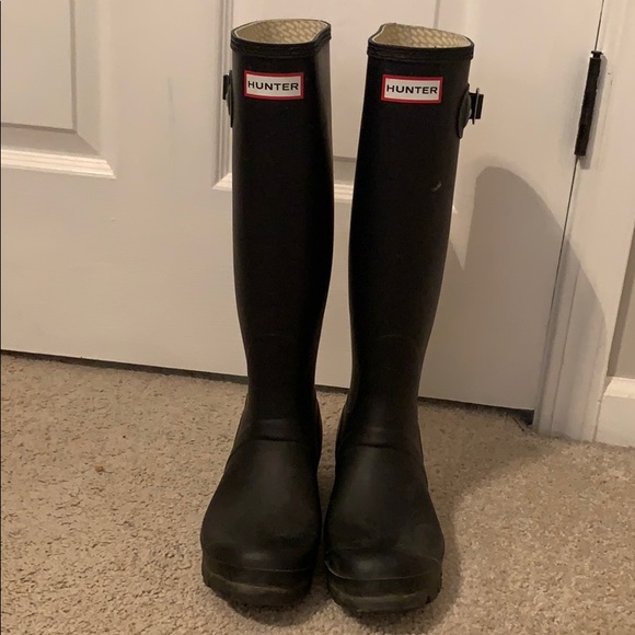 matte black hunter rain boots - Picture 1 of 3